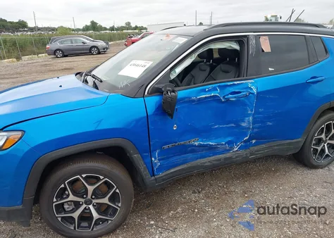 2025 Jeep Compass Limited 4X4 z USA, uszkodzony, nr VIN 3C4NJDCN8ST503542